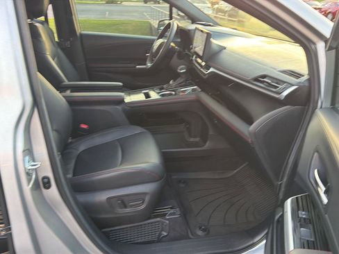 Certified 2025 Toyota Sienna XSE FWD image 13