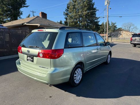 Used 2007 Toyota Sienna LE image 4
