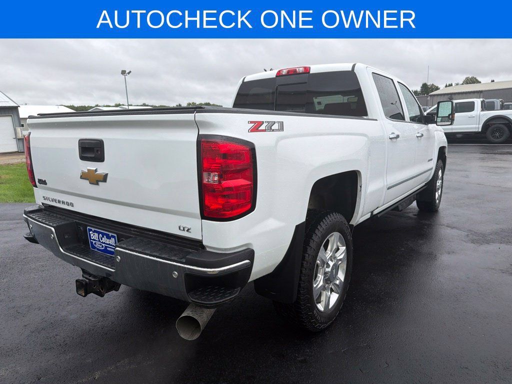 Used 2019 Chevrolet Silverado 2500 LTZ w/ Duramax Plus Package AWD/4WD image 4