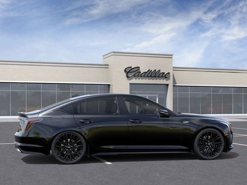 New 2026 Cadillac CT5 V image 5