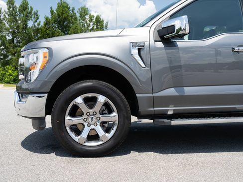 Used 2021 Ford F150 Lariat AWD/4WD image 4