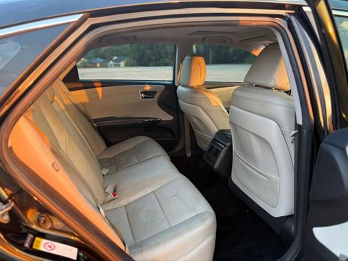 Used 2014 Toyota Avalon XLE image 18