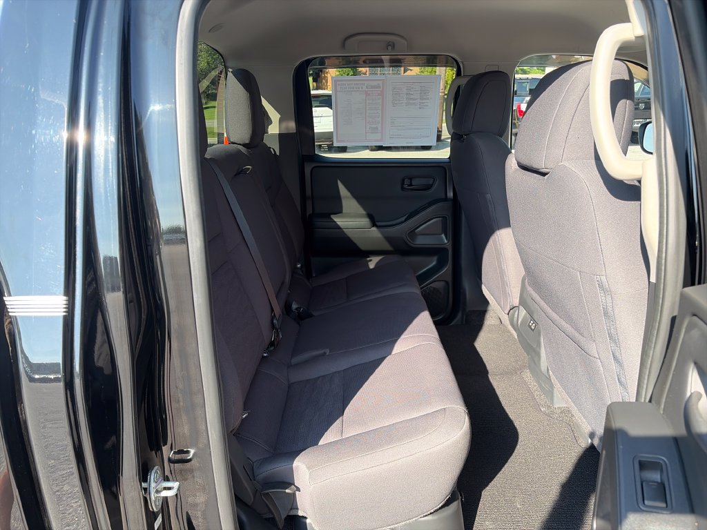 Used 2022 Nissan Frontier S w/ Technology Package AWD/4WD image 38