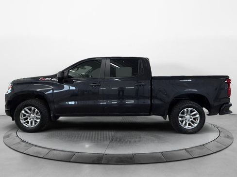 Used 2023 Chevrolet Silverado 1500 W/T w/ WT Value Package image 3