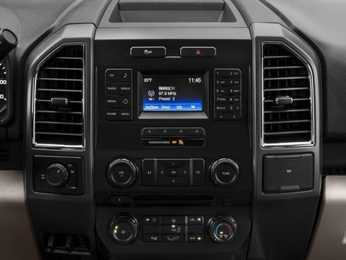 Used 2016 Ford F150 XLT w/ Equipment Group 301A Mid AWD/4WD image 8
