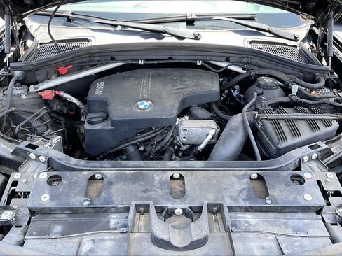 Used 2017 BMW X3 sDrive28i RWD image 10