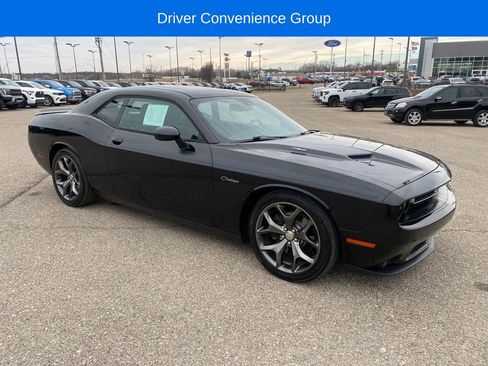 Used 2015 Dodge Challenger R/T Plus image 8