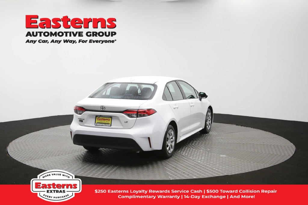 Used 2024 Toyota Corolla LE FWD image 39
