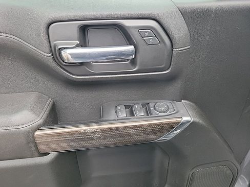 Used 2021 Chevrolet Silverado 1500 RST image 14