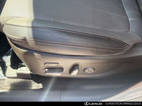 Used 2019 Hyundai Santa Fe FWD image 12