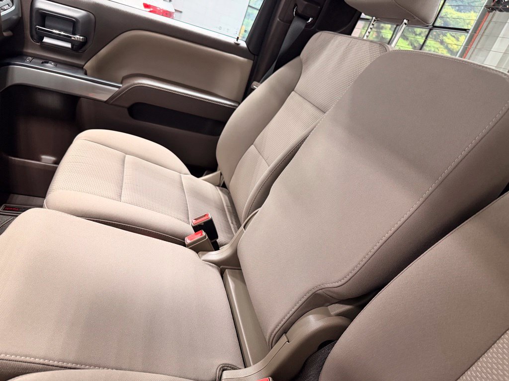 Used 2018 Chevrolet Silverado 1500 LT w/ LT Convenience Package AWD/4WD image 35