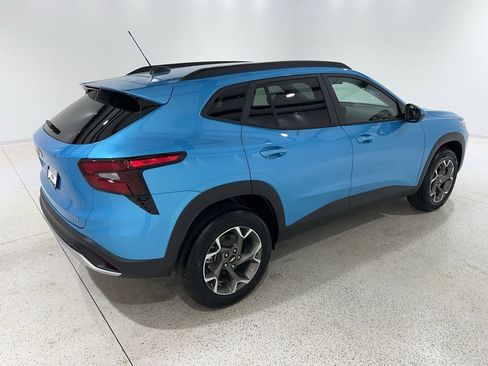 New 2026 Chevrolet Trax LT w/ Driver Confidence Package image 5