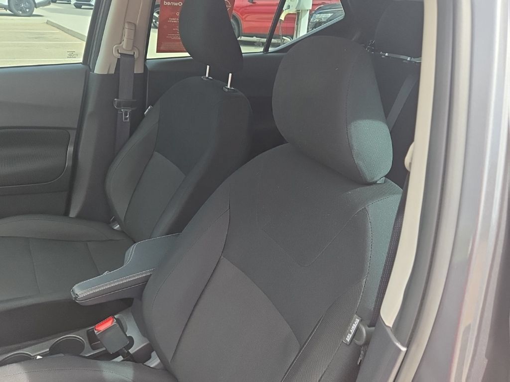 Used 2025 Nissan Kicks Play S FWD image 22