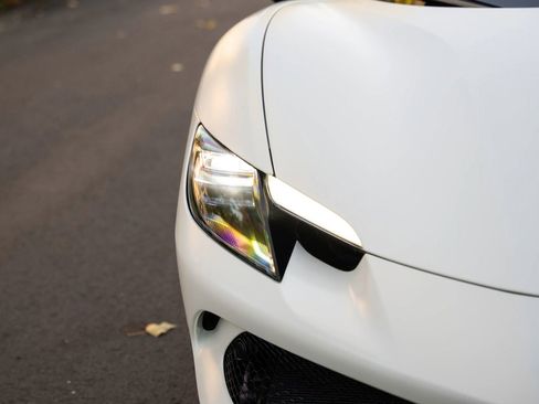 Used 2023 Ferrari 296 GTS image 32