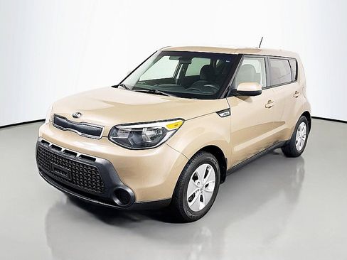 Used 2015 Kia Soul image 3