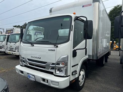 New 2025 Isuzu NQR image 2
