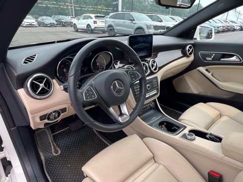 Used 2018 Mercedes-Benz CLA 250 4MATIC image 15