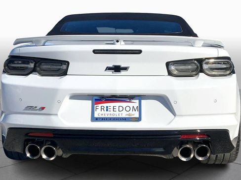 Used 2022 Chevrolet Camaro ZL1 image 4