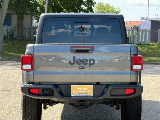 Used 2022 Jeep Gladiator Sport AWD/4WD image 5