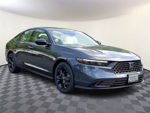 New 2025 Honda Accord SE image 2