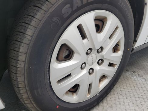 Used 2016 Dodge Grand Caravan American Value Package w/ UConnect Hands-Free Group image 31