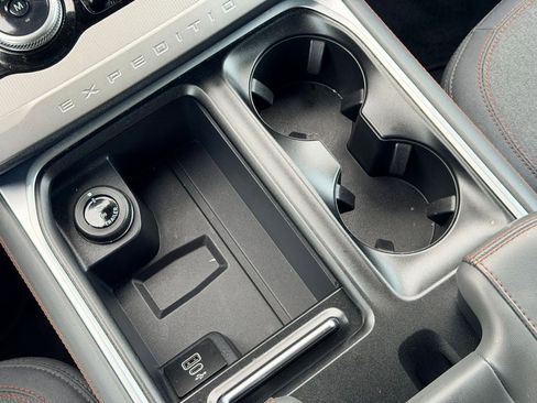 Certified 2025 Ford Expedition Max Active RWD image 29