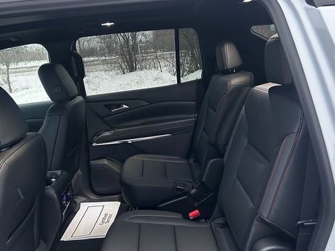 New 2026 Chevrolet Traverse Z71 w/ Driver Confidence Package image 36