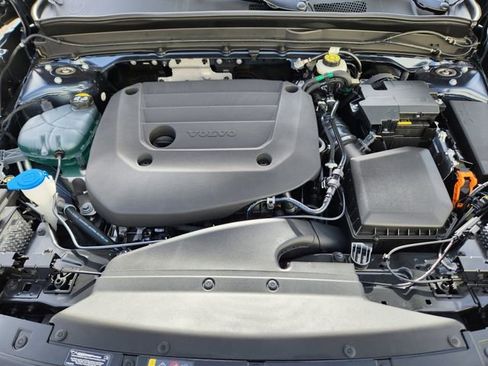 New 2026 Volvo XC40 B5 Ultra w/ Climate Package image 19