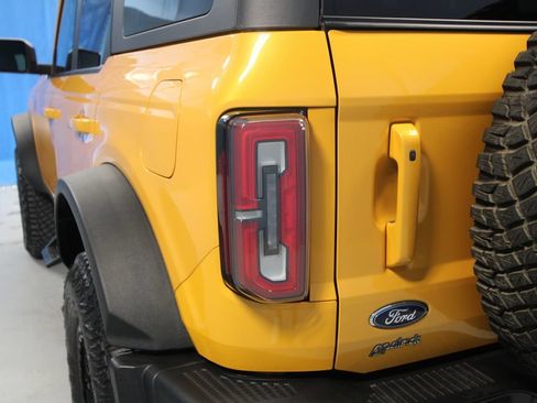 Used 2021 Ford Bronco First Edition AWD/4WD image 39
