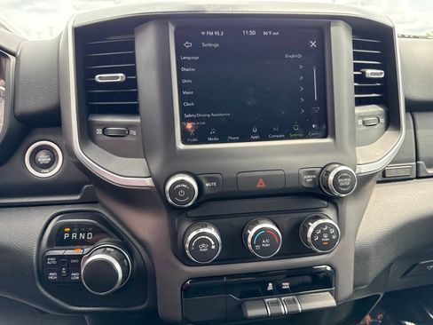 Used 2020 RAM 1500 Big Horn AWD/4WD image 33