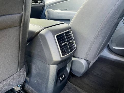 Used 2026 Kia Sportage LX FWD image 21