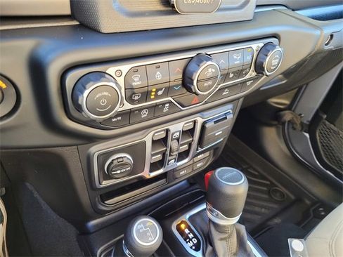 Used 2020 Jeep Gladiator Sport w/ Quick Order Package 24S image 22