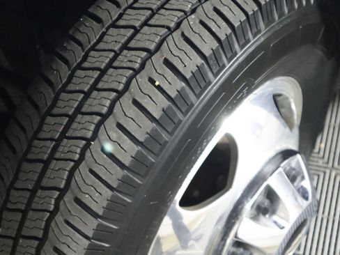 Used 2014 GMC Sierra 3500 SLT w/ SLT Convenience Package image 26