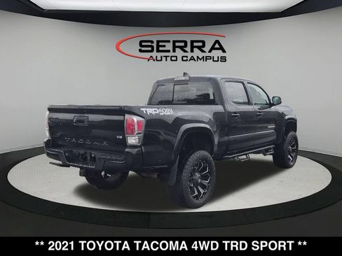 Used 2021 Toyota Tacoma TRD Sport AWD/4WD image 13