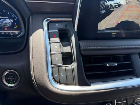 Used 2024 Chevrolet Tahoe LT image 22