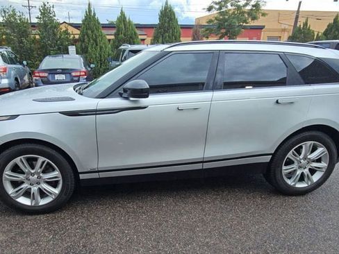 Used 2019 Land Rover Range Rover Velar R-Dynamic HSE image 4