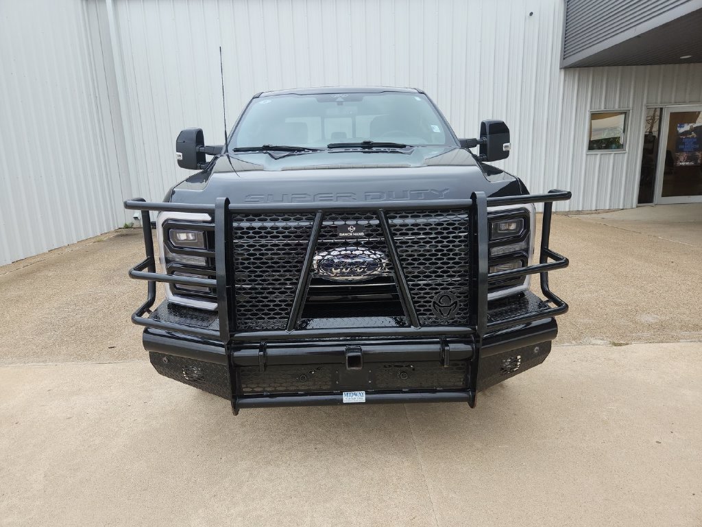 Used 2025 Ford F250 Platinum AWD/4WD image 3