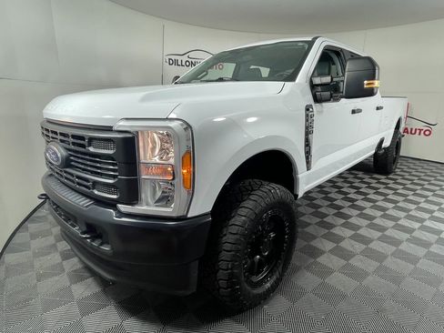 Used 2023 Ford F250 XL image 2