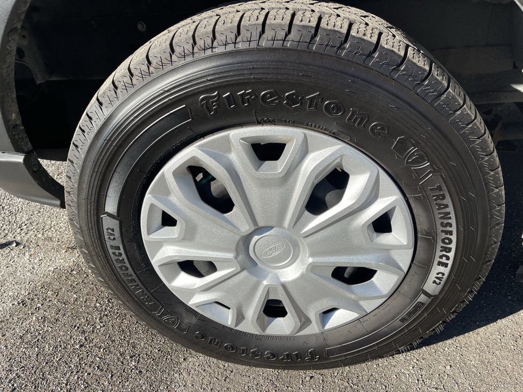 Used 2019 Ford Transit 250 130 Low Roof w/ Exterior Upgrade Package RWD image 2