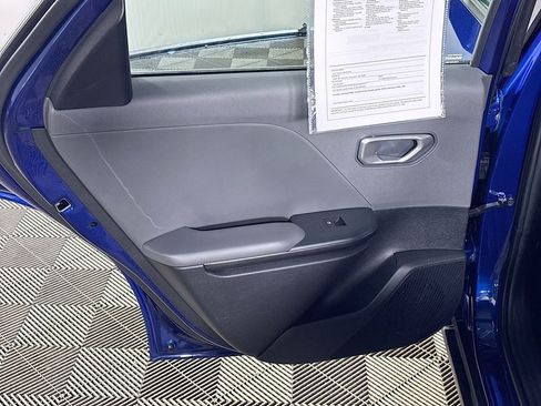 Used 2025 Kia K4 LXS image 18