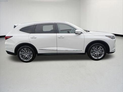 Used 2023 Acura MDX SH-AWD w/ Advance Package image 6