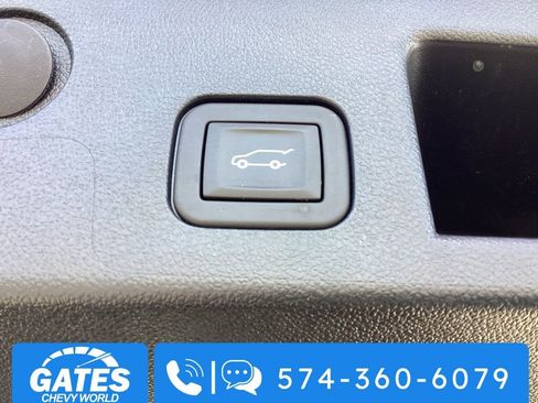 Used 2025 Chevrolet Equinox LT w/ Convenience Package II AWD/4WD image 13