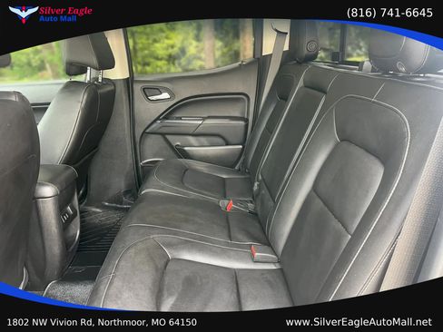 Used 2016 GMC Canyon SLT w/ Driver Alert Package AWD/4WD image 8