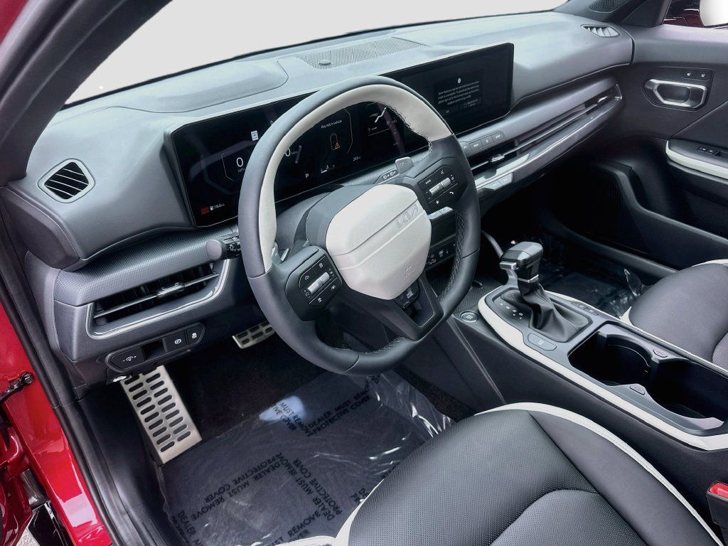 Used 2026 Kia K4 GT-Line Turbo FWD image 9