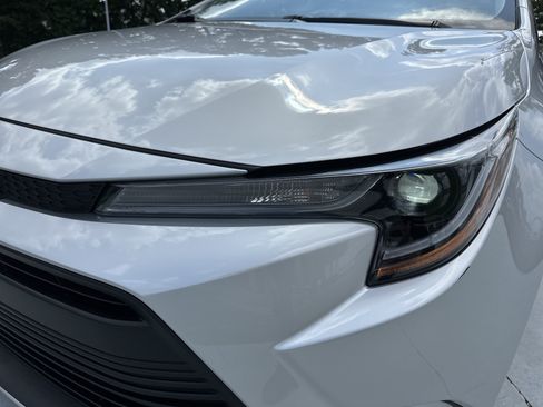 Certified 2025 Toyota Corolla LE FWD image 6