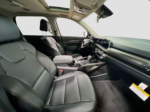 New 2025 Kia Telluride S image 31