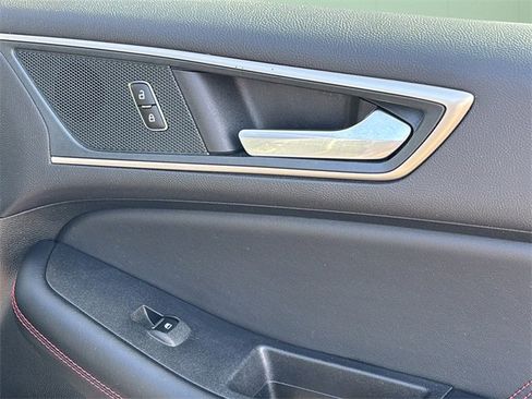 Used 2024 Ford Edge ST-Line image 36