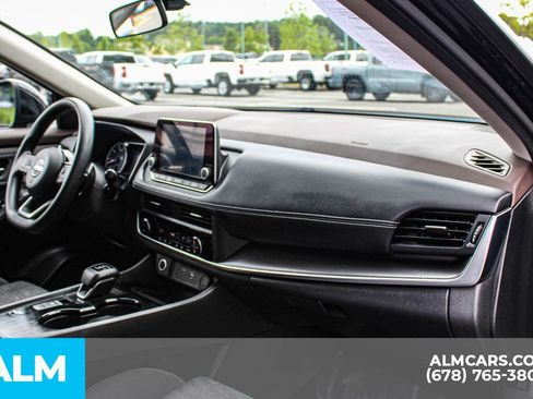 Used 2023 Nissan Rogue SV FWD image 21