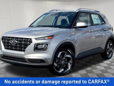 New 2025 Hyundai Venue SEL FWD image 2