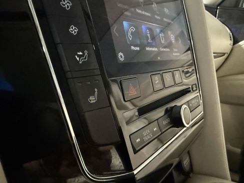 Used 2021 INFINITI QX80 Luxe image 20